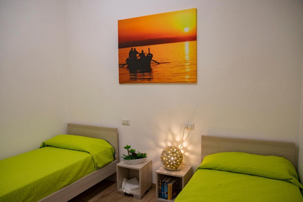 Il Mirto Residence มารีนาดีกาเมโรตา ภายนอก รูปภาพ